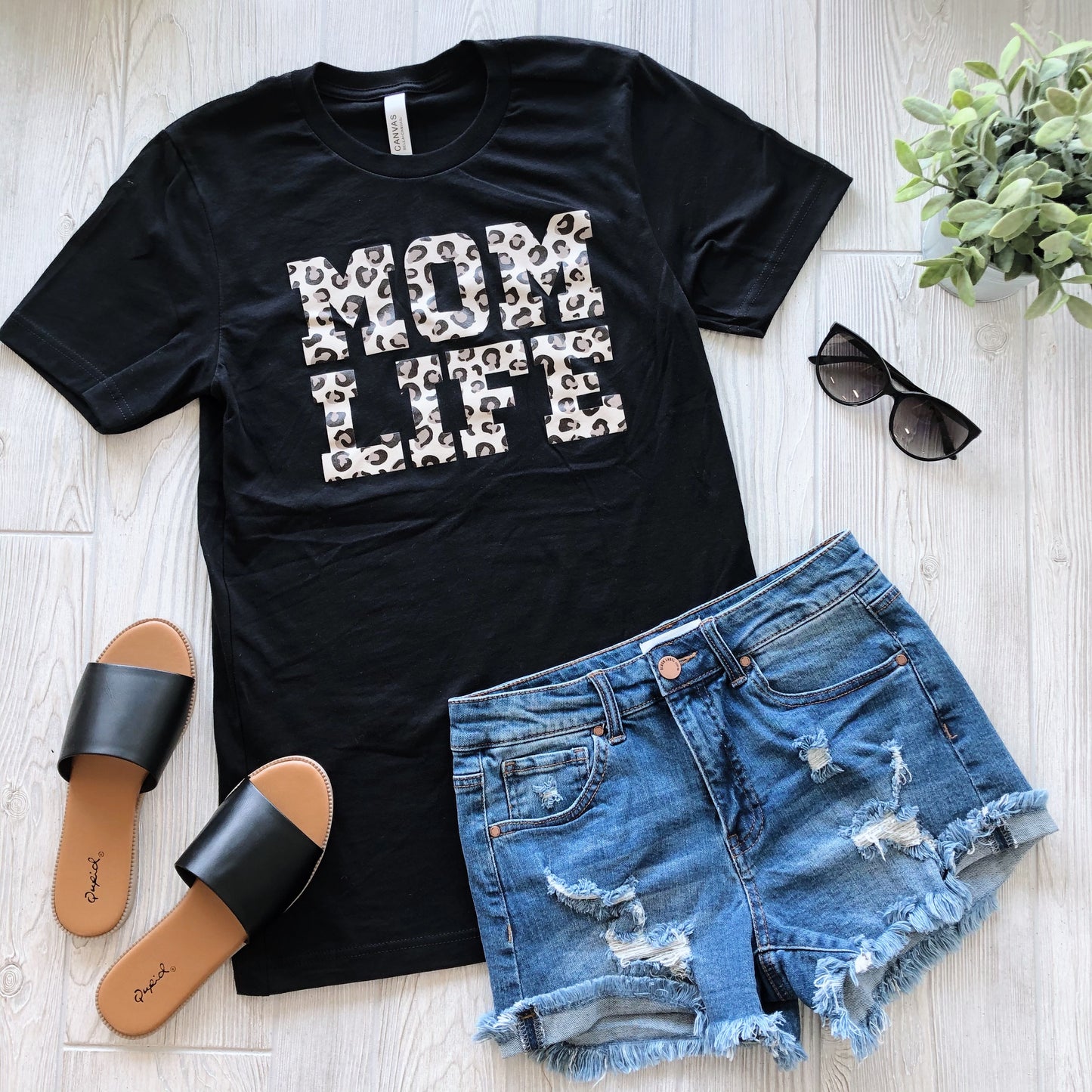 Mom Life • Cheetah Tee