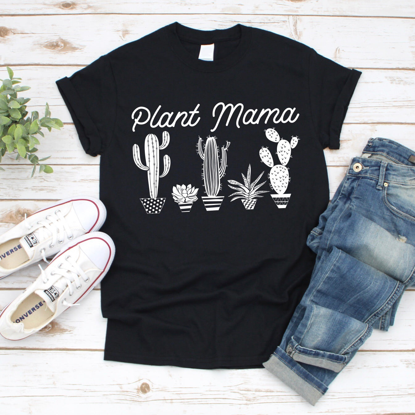 Plant Mom • Tee
