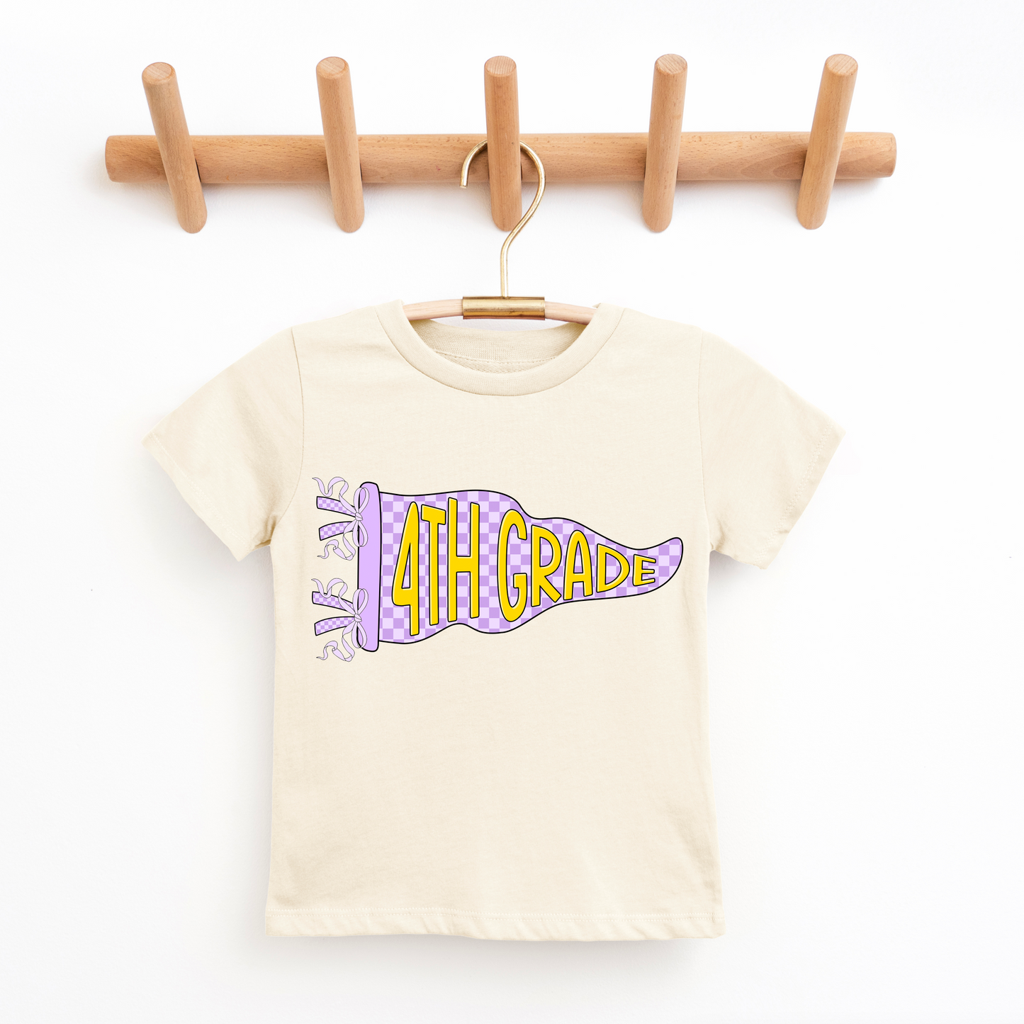 Bow Pennant • 4th Grade