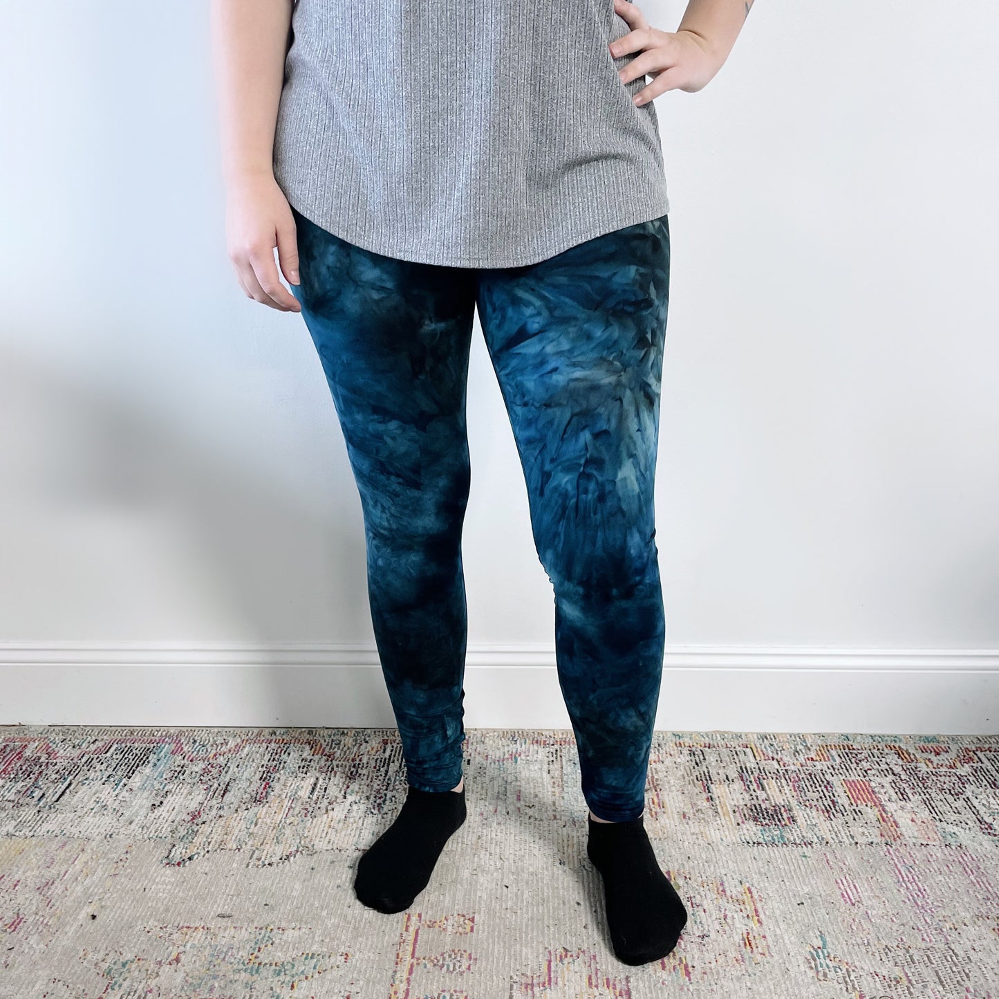Extra Wide-Waist Leggings • Blue Dyed